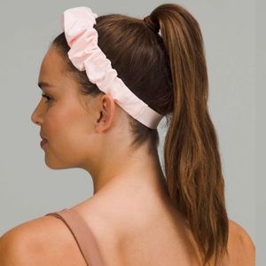 Lululemon Nulux Gathered Headband - Strawberry Milkshake NWT